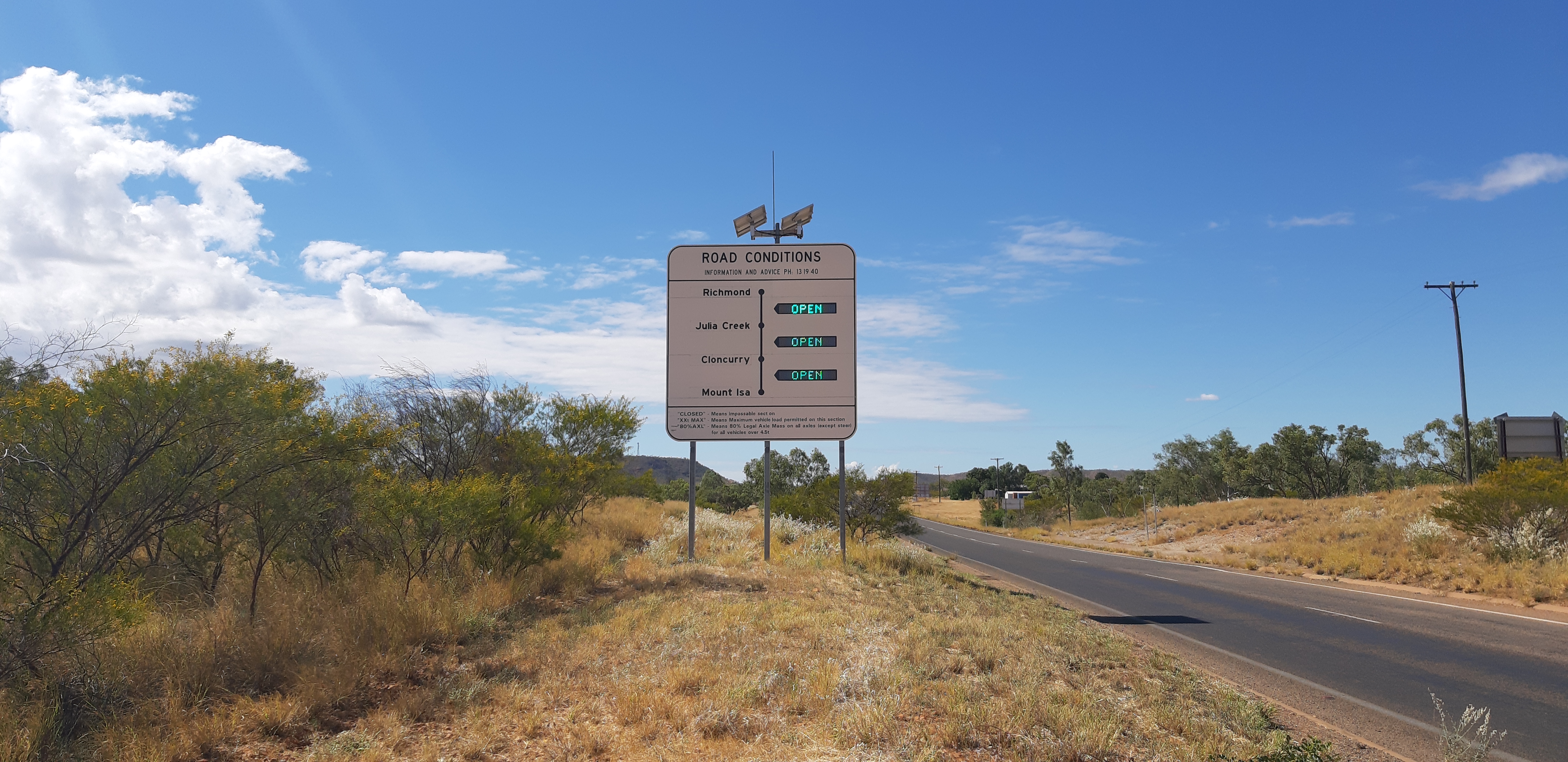 Road condition sign at Mount Isa exit